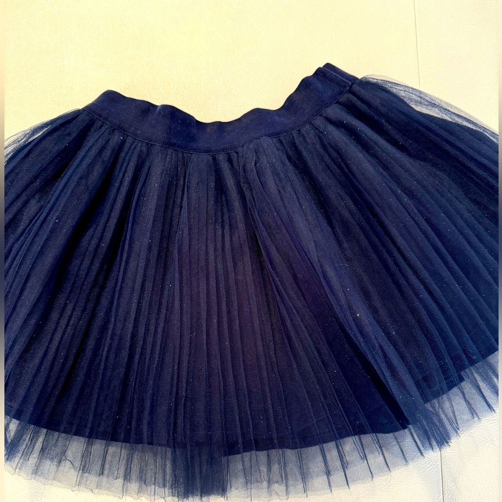 Jacadi tulle navy sparkle skirt, velvet elastic waist. Size 4. Cotton lined.
